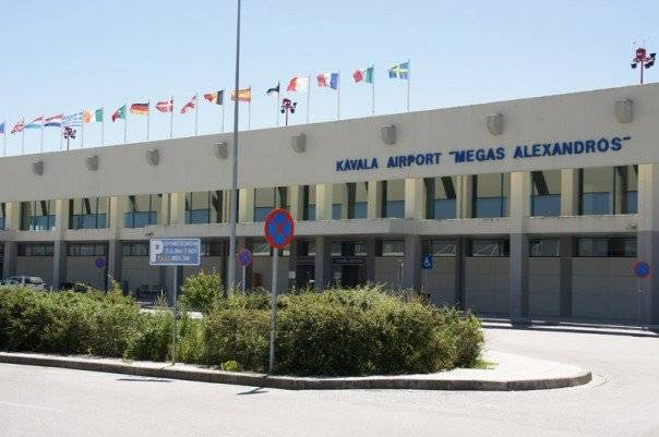  Στην κοινοπραξία Fraport-Κοπελούζου τα 14 περιφερειακά αεροδρόμια