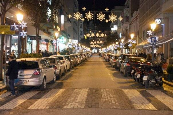  Λευκή Νύχτα –   Μεγάλη γιορτή στο κέντρο της πόλης