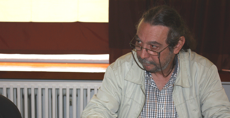  Ο δημοτικός σύμβουλος Νίκος Μουρτασάγας κατά της διαδικασίας τηλεκατάρτισης των επιστημόνων