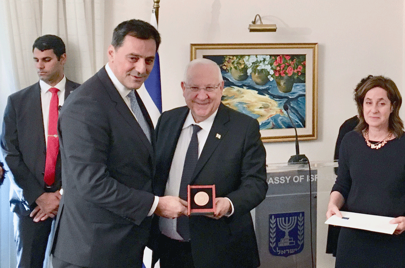  Μεγάλη τιμή για την Energean: Βράβευση Μαθιού Ρήγα  στο πλαίσιο της επίσκεψης του Προέδρου του Ισραήλ