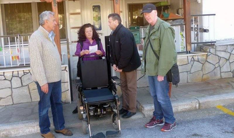  Οικογένεια Ελλήνων από τη Γερμανία μεσολάβησε για δωρεά 13 αναπηρικών αμαξιδίων