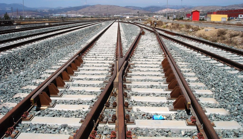  Προς μελετητική ωρίμανση η σιδηροδρομική σύνδεση του εμπορικού λιμένα της Καβάλας με την υφιστάμενη γραμμή