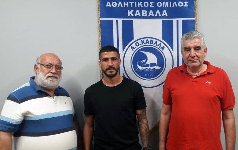  Ο Κώστας Μαρκόπουλος στους 93, 7 : « Δεν με αφήναν να φύγω οι άνθρωποι της διοικούσας αν δεν υπέγραφα»