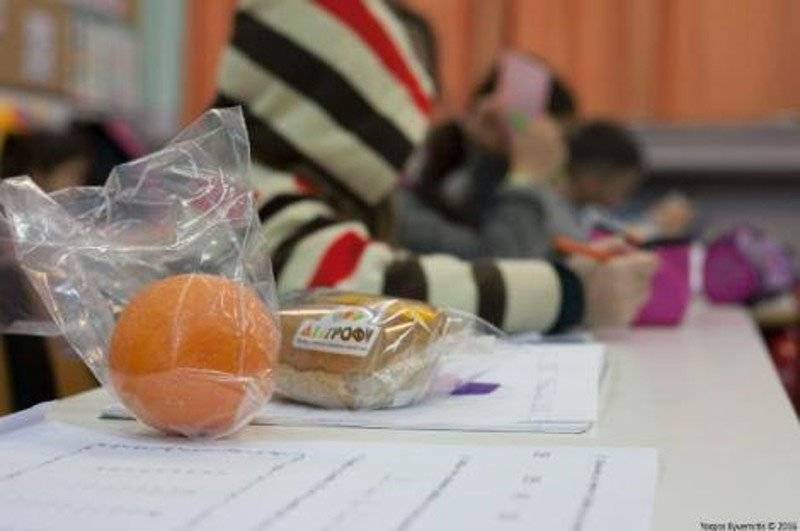  Σχολικά γεύματα σε 12 σχολεία του Δήμου Καβάλας από τον Ίασμο