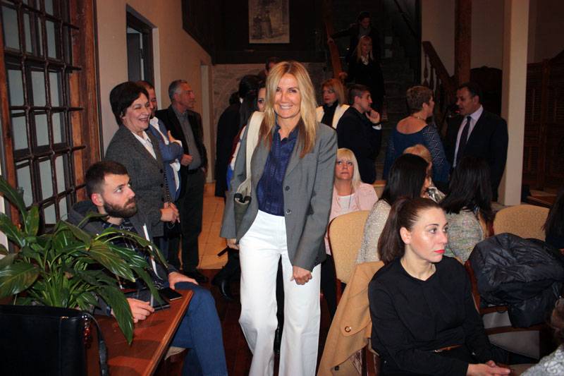  Η  Μαρέβα Γκραμπόφσκι σε εκδήλωση στο Ιμαρέτ ( φωτογραφίες )