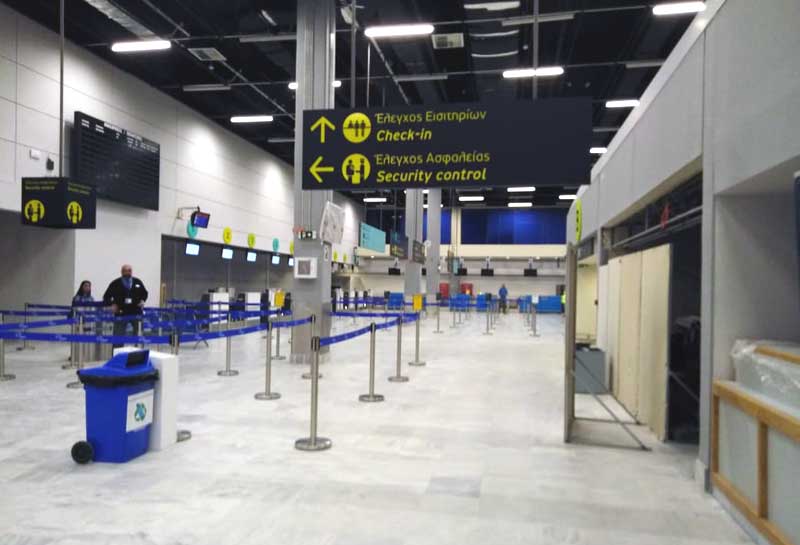 Αεροδρόμιο «Μέγας Αλέξανδρος»: Αλλού μικρή κι αλλού μεγαλύτερη Καλοκαιρινή μείωση επιβατών