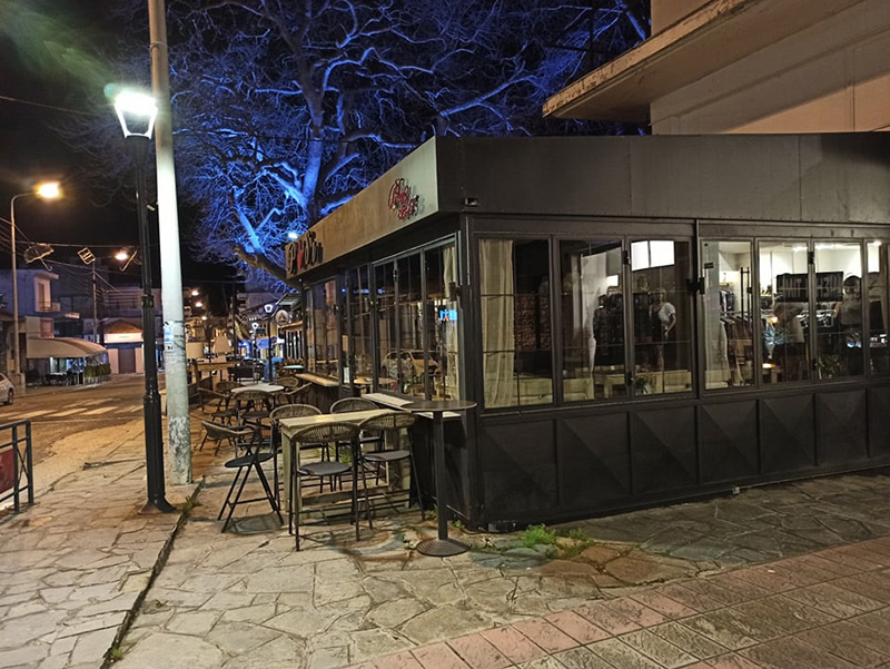  Έκλεισαν οι πρώτες καφετέριες στην Ελευθερούπολη (φωτογραφίες)