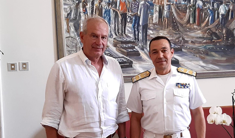  Συνάντηση του Δημάρχου με τον αποχωρούντα Διοικητή του Λιμενικού Σώματος – Ελληνικής Ακτοφυλακής