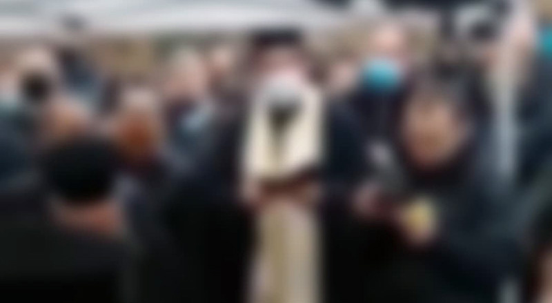  Δράμα: Εικόνες από τον ακραίο συνωστισμό στην κηδεία ιερέα – «Τηρήθηκαν τα υγειονομικά μέτρα» τονίζει ο Δήμαρχος Προσοτσάνης