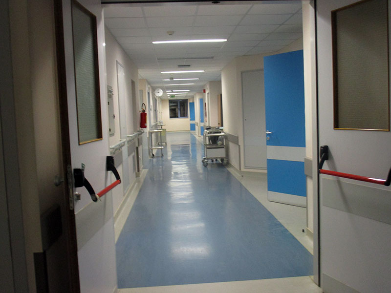  Ελεγχόμενη η κατάσταση στο Νοσοκομείο με 34 ασθενείς σε κλινική και ΜΕΘ Covid