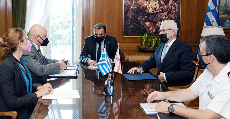  Συνάντηση Παναγιωτόπουλου με τον Πρέσβη της Γεωργίας κ. David Dondua (φωτογραφίες)