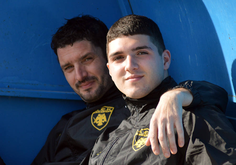  Ποδοσφαιρικές… οικογενειακές ιστορίες στο Βερούλειο: Κώστας και Νίκος Άγγος προσέφεραν το αθλητικό highlight του Σαββατοκύριακου