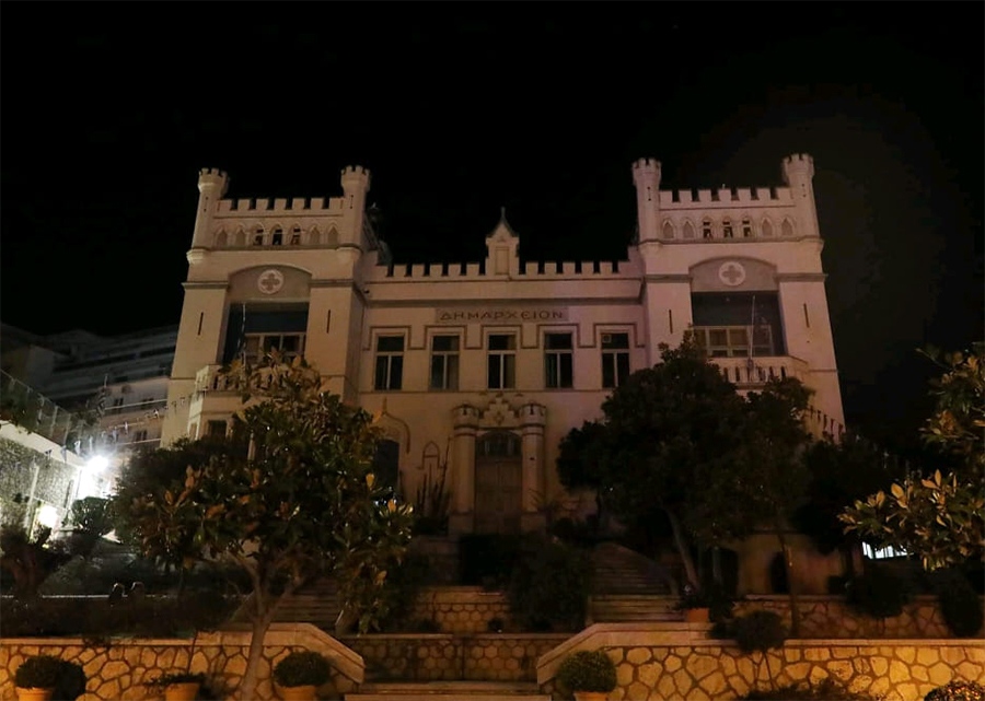  «Ώρα της Γης»: Έσβησαν για μία ώρα τα φώτα σε Δημαρχείο και Κάστρο (φωτογραφίες)