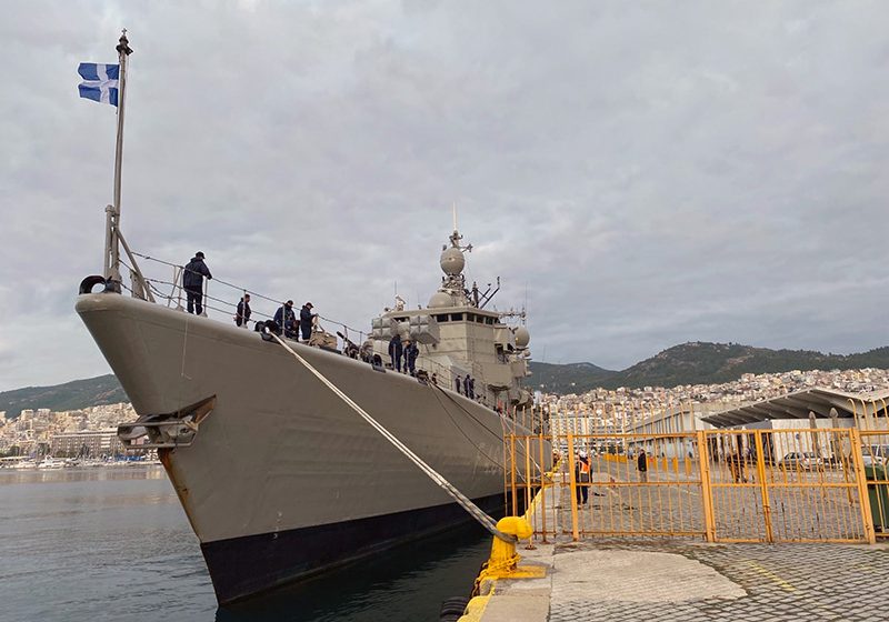  Στο κεντρικό λιμάνι η φρεγάτα του Πολεμικού Ναυτικού “Νικηφόρος Φωκάς” (φωτογραφίες)