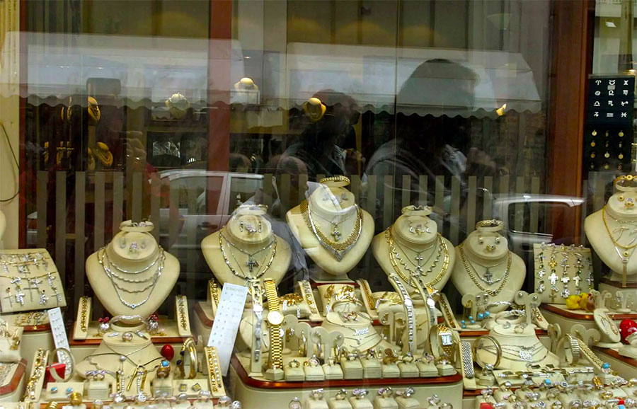  Καβάλα: Έκλεψαν κοσμήματα μεγάλης αξίας και τα… «πούλησαν» στη συνεργάτιδα τους