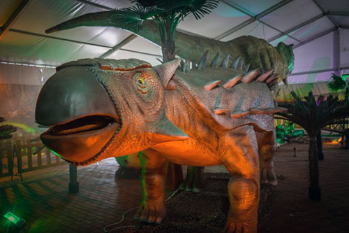  Έκθεση ρομποτικών δεινοσαύρων στην Καβάλα