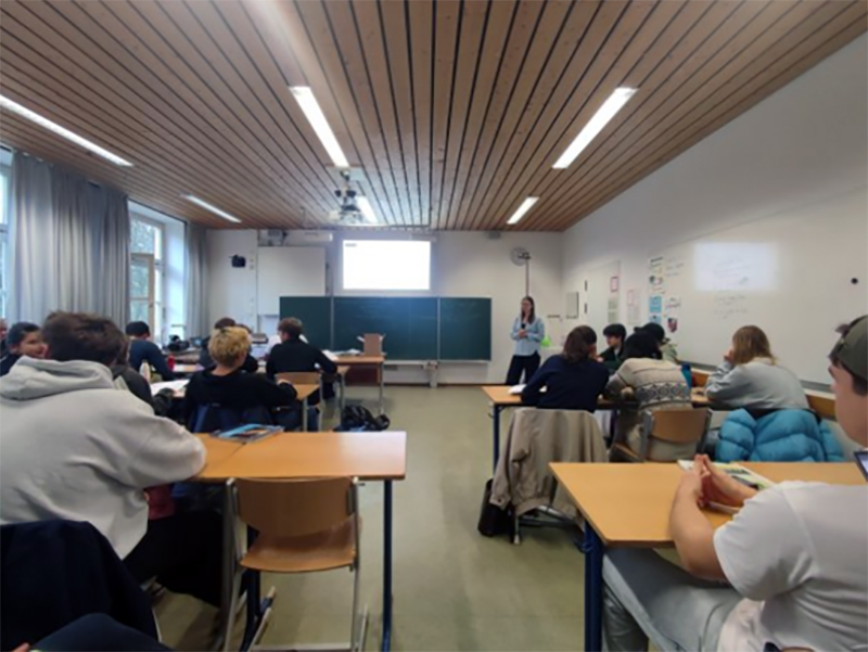  Εκπαιδευτικοί του 2ου Γυμνασίου Καβάλας παρακολουθούν διδασκαλίες σε ευρωπαϊκές τάξεις