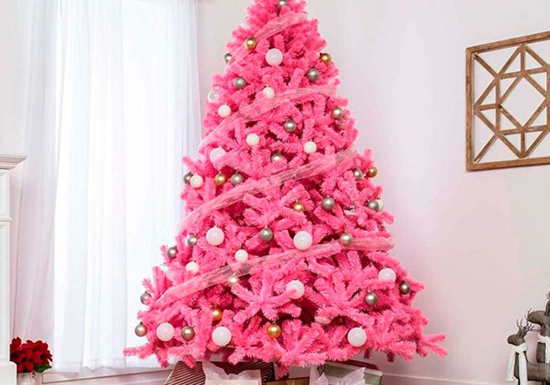  Φέτος της μόδας τα Χριστουγεννιάτικα δέντρα σε απόχρωση του ροζ
