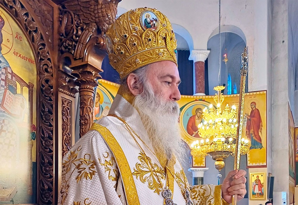  Η πρώτη Θεία Λειτουργία του Επίσκοπου Θεσπιών Παύλου Κίτσου (video)