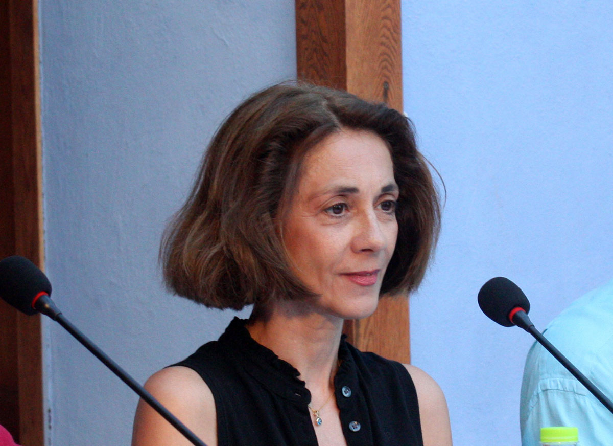  Η Μανίνα Ζουμπουλάκη παρουσιάζει το νέο της βιβλίο στη Δημοτική Βιβλιοθήκη