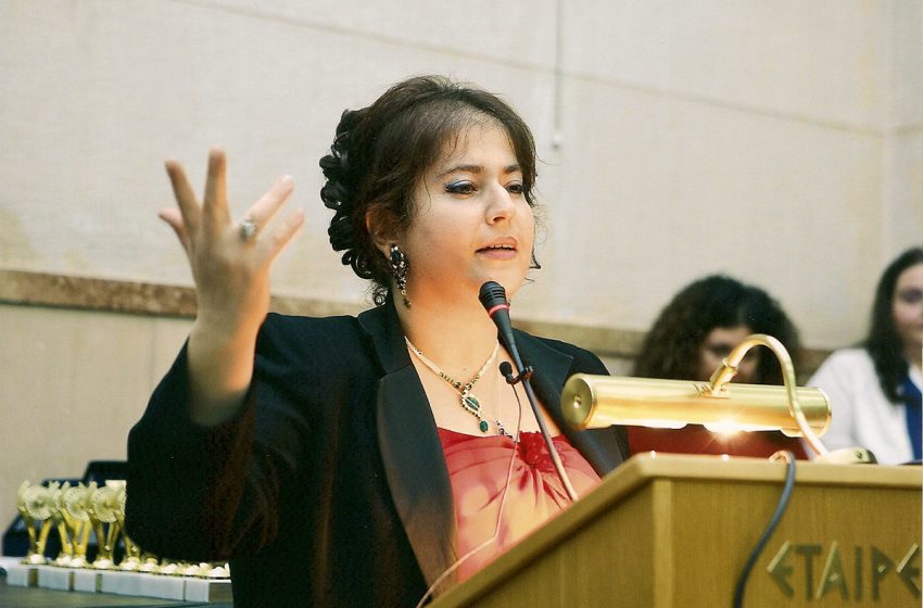  Πρώτο Βραβείο Ποίησης απέσπασε η ποιήτρια Ανδρομάχη Διαμαντοπούλου από τη Θάσο