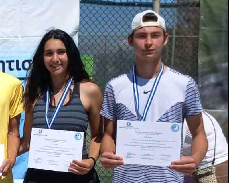  Διακρίσεις στο Πανελλήνιο Σχολικό πρωτάθλημα τένις για Ελένη Χατζηαβραάμ και Κωνσταντίνο Μουράτογλου